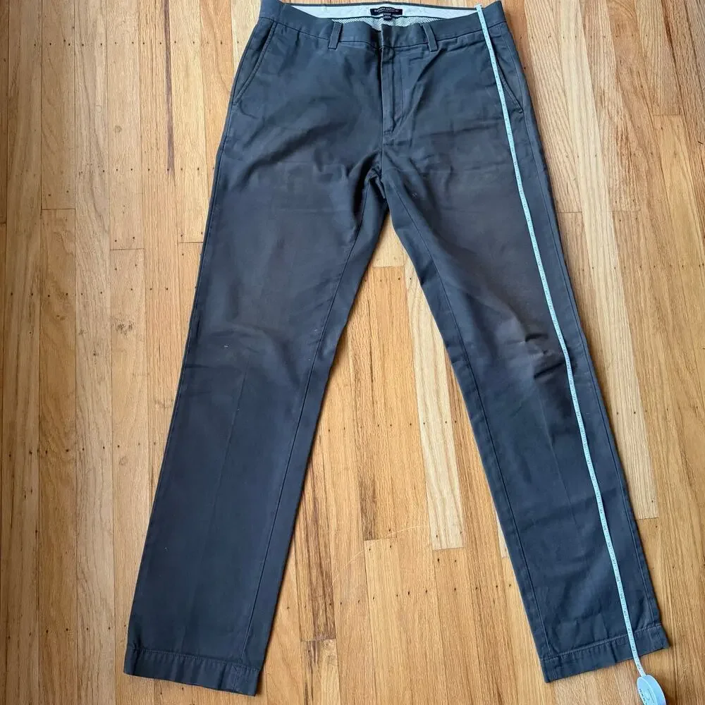 Banana Republic Emerson Chino Olive Green Pants Size 32 x 34 Casual Preppy